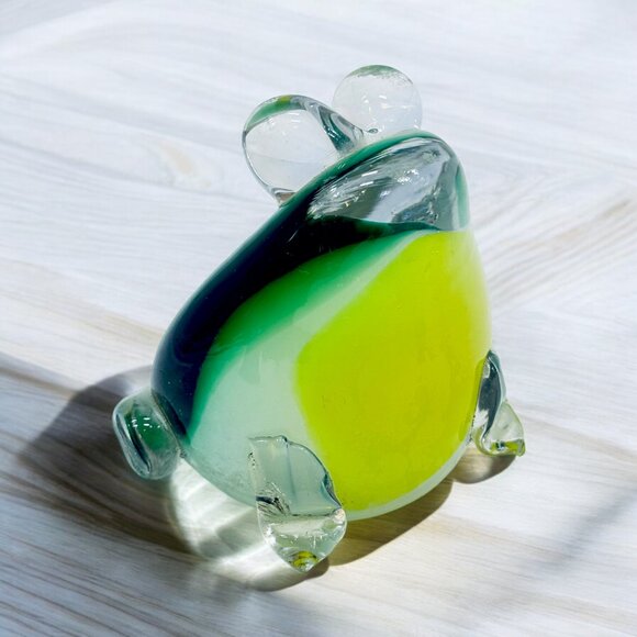 Vintage Crystal Glass Frog Paperweight Figurine Taiwan Collectible - Picture 4 of 10